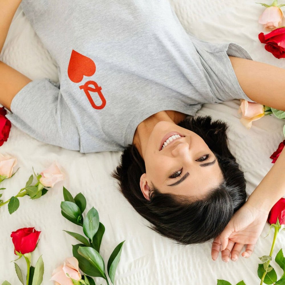 Queen of Hearts Grey Graphic Tee